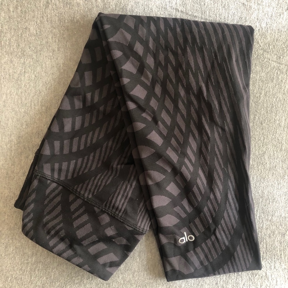 Athletic leggings